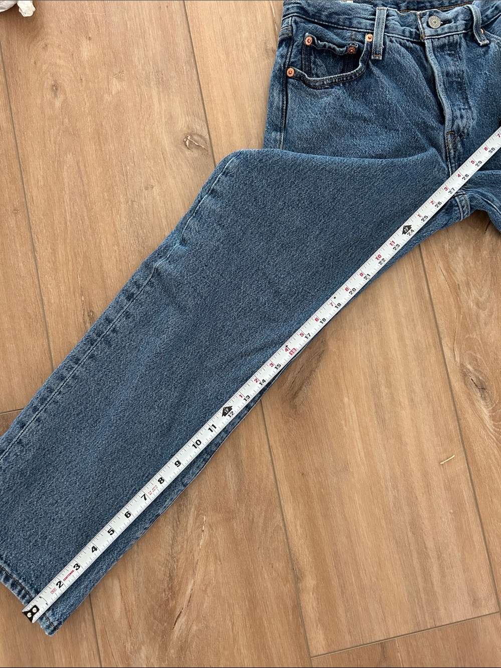 LEVI’S 501 Button-Fly 90’s Fit 100% Denim Jeans - Picture 12 of 12